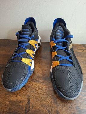 Adidas Stone Cold Austin3:16 xDame 6 Damian Lillard Black Gold Blue Men’s Size11